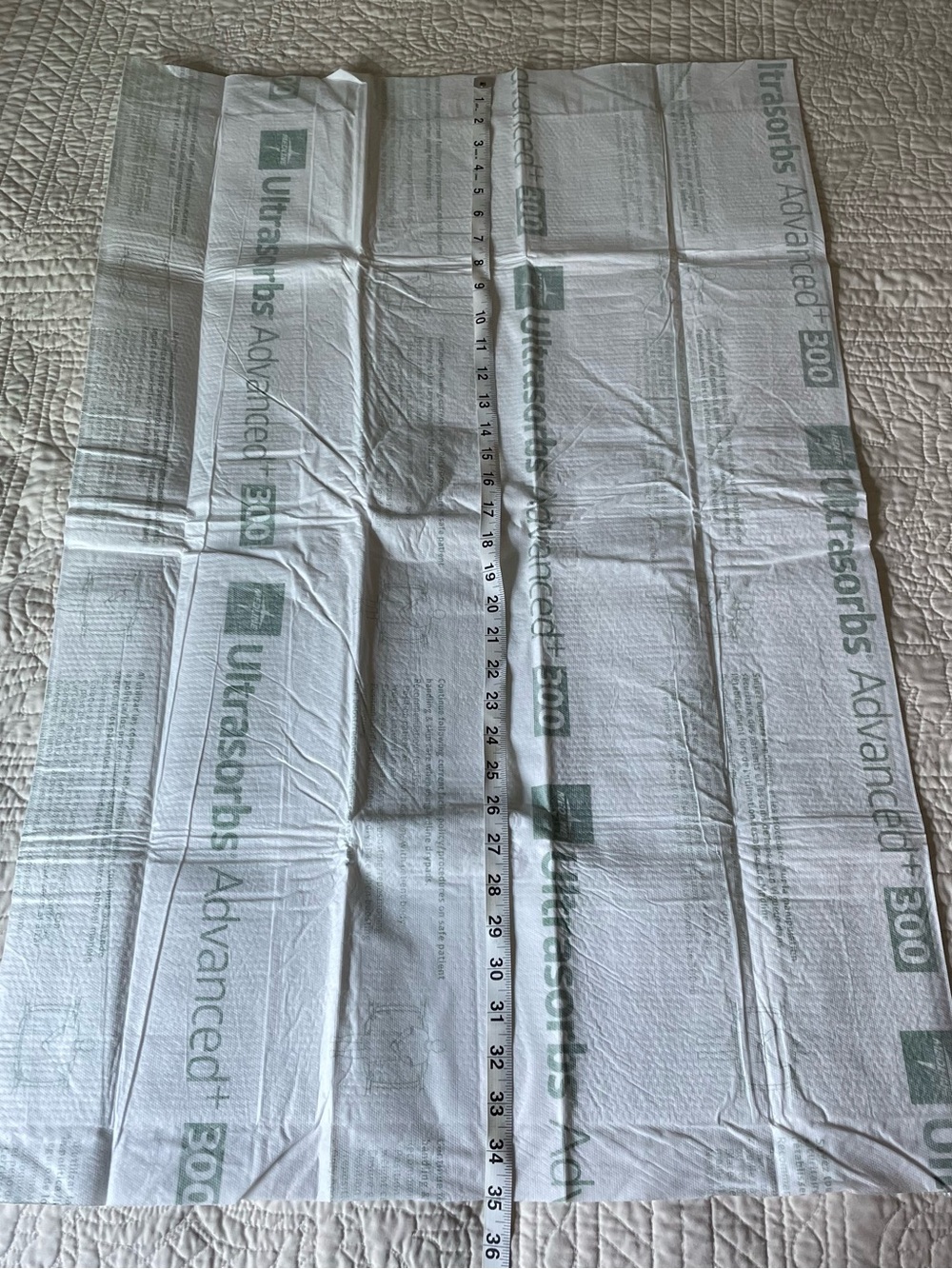 Medline Disposal Mattress Underpads - white with mint green print - (Pack of 10) - Picture 7 of 8